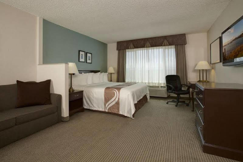 Hotel Baymont By Wyndham Reno Esterno foto